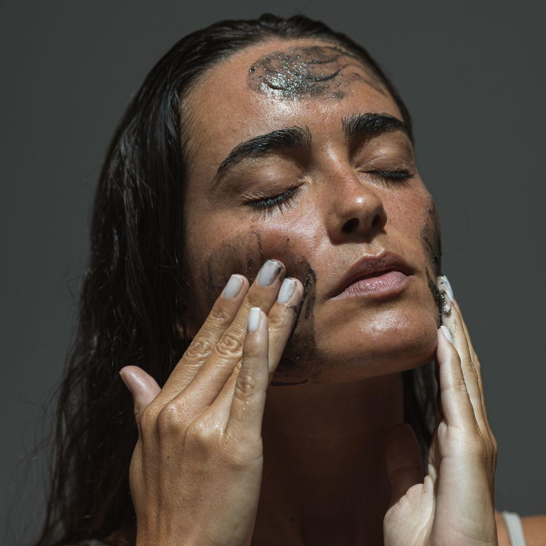 Detoxifying Face Scrub
