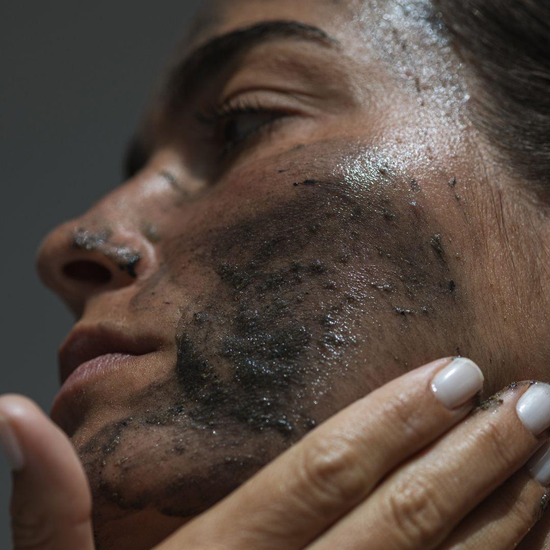 Detoxifying Face Scrub