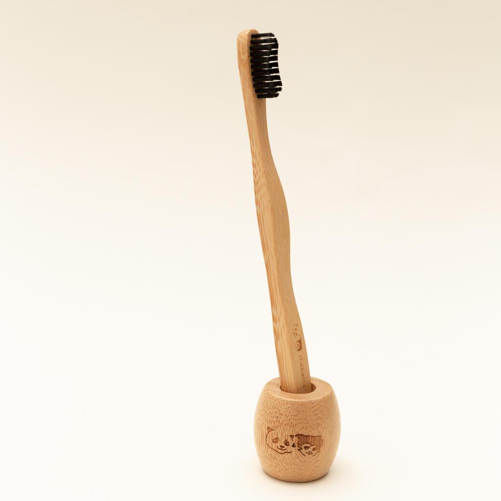 STAND - Bam&Boo - Eco-friendly, vegan, sustainable oral and personal care